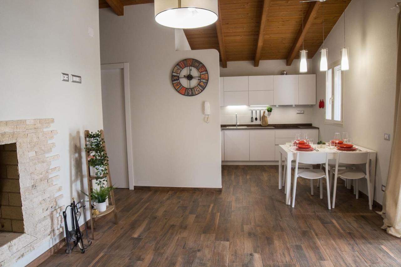 La Casa Dell Olivo Villa Кастиадас Екстериор снимка